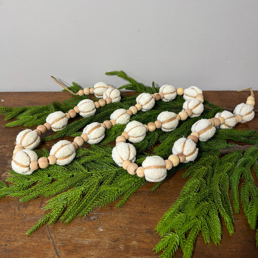 Sherpa + Wood Bead Garland: Ivory/Natural