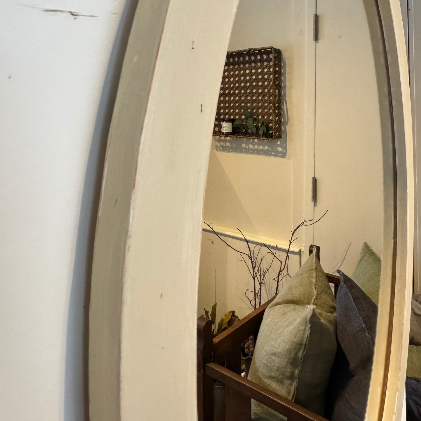 Chalk Painted Oval Mirror - Wood 21"w x 29"h