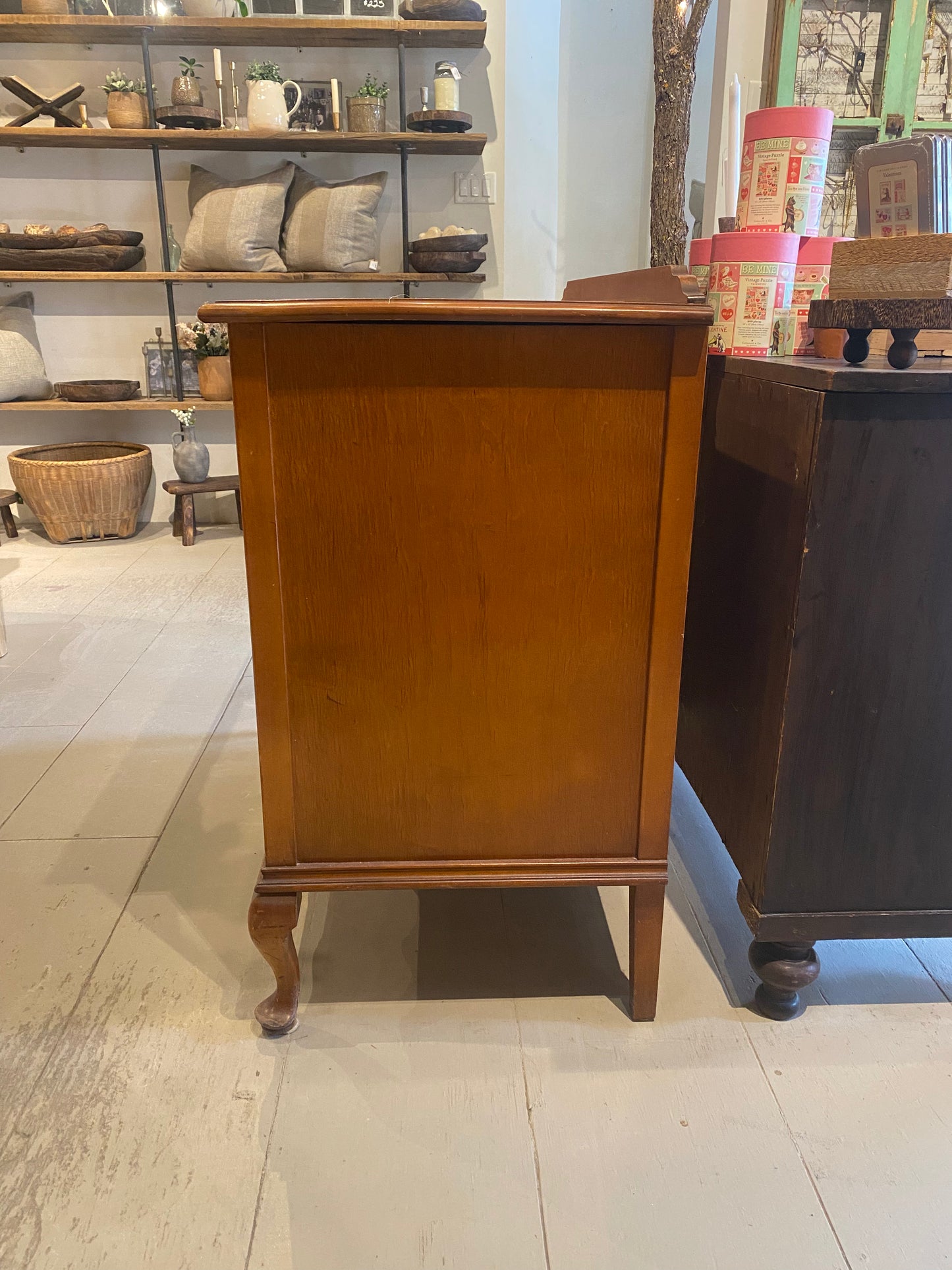 Vintage Light Wood Dresser - 3 Drawers