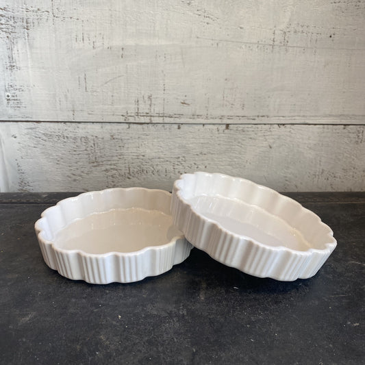 Vintage Scalloped Bakeware - White