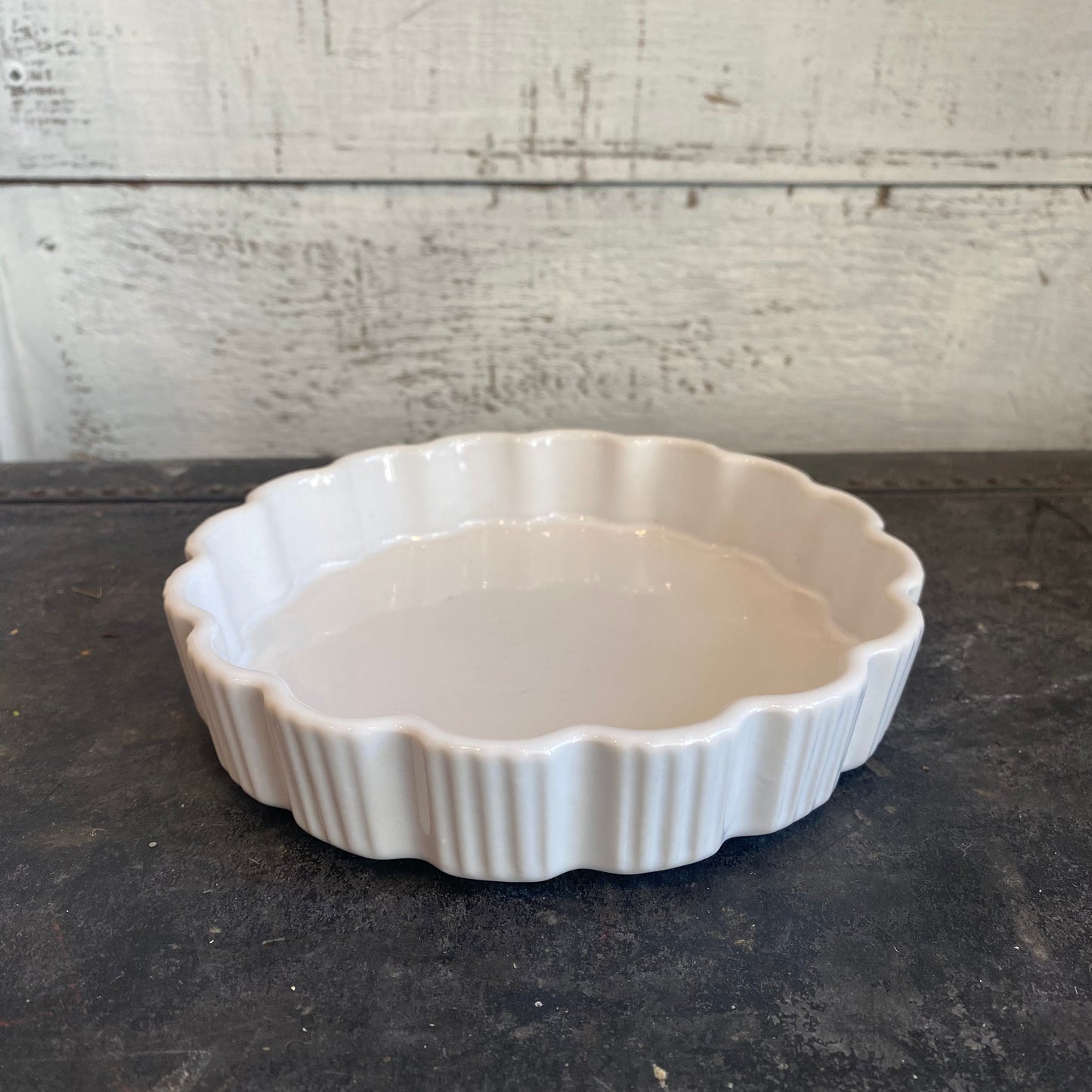 Vintage Scalloped Bakeware - White