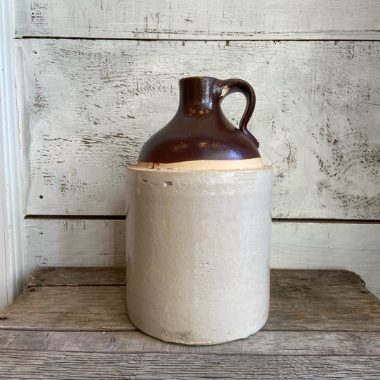 Vintage Jug: Brown/Beige