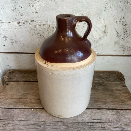 Vintage Jug: Brown/Beige