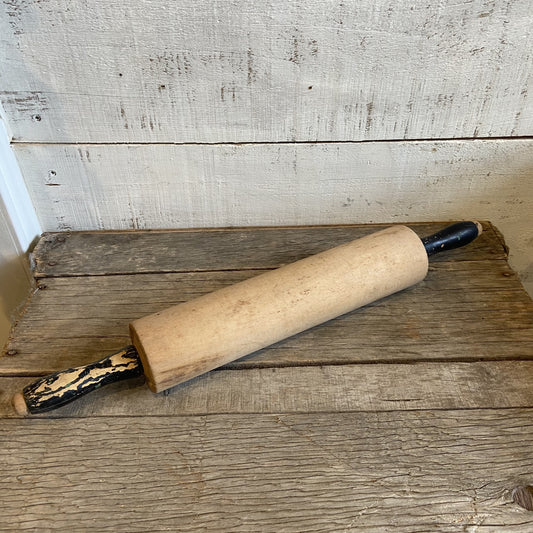 Vintage Rolling Pin w/ Black Handles