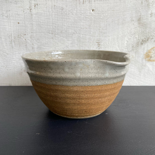 Vintage Pottery Mixing Bowl - Light Grey/Brown